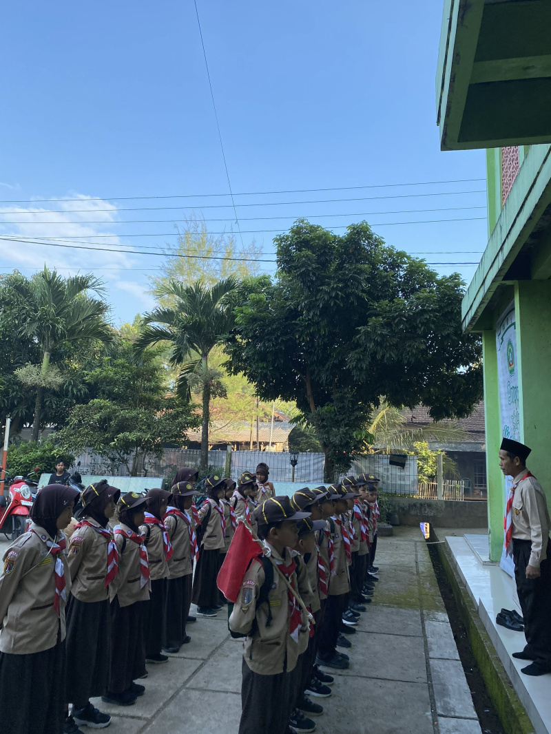 PELEPASAN SISWA DALAM KEGIATAN PESTA SIAGA
